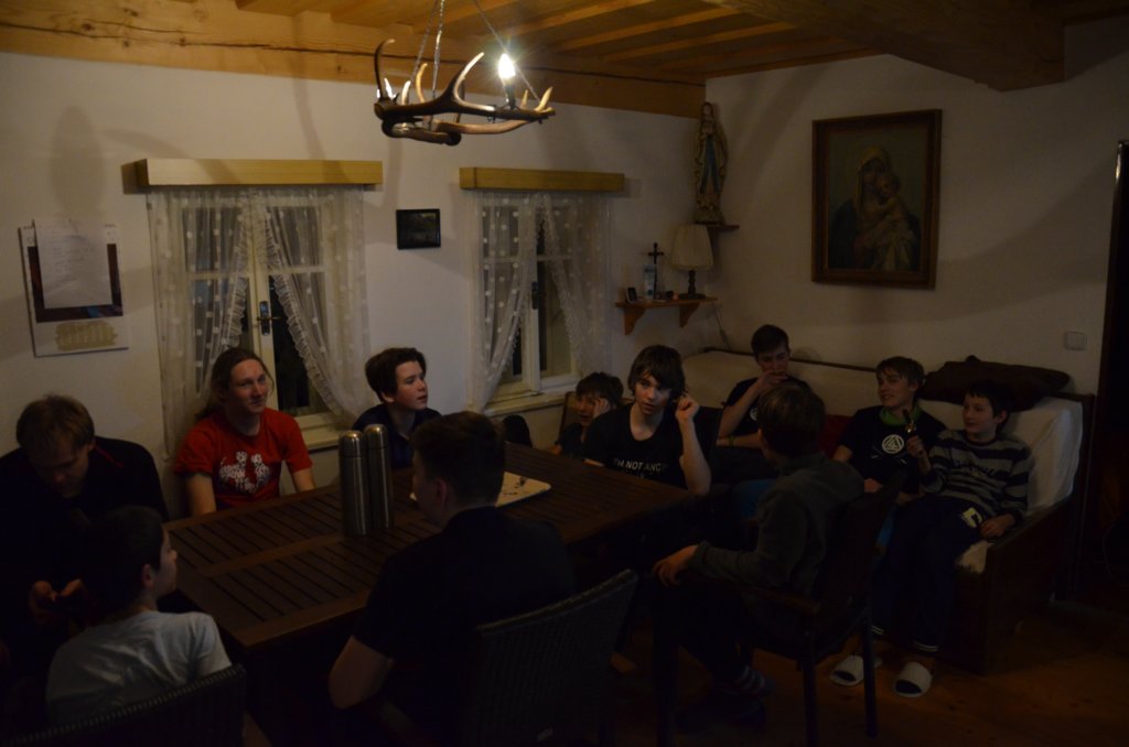 taktotovypadalovevnitkdejsmejedli.jpg